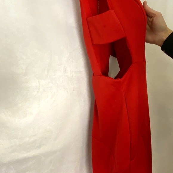 Le Chateau red gown - Picture 3 of 4